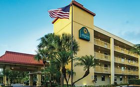 西棕榈滩 - 佛罗里达收费公路拉金塔酒店 Exterior photo