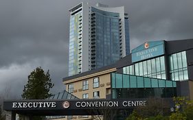 行政套房酒店及会议中心，温哥华都市区 本那比 Exterior photo