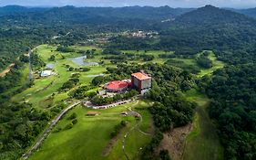 Summit Rainforest Golf Resort & All Inclusive 巴拿马城 Exterior photo