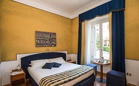 Ih Hotels Piazza Di Spagna View - Luxury Guest House 罗马 Exterior photo