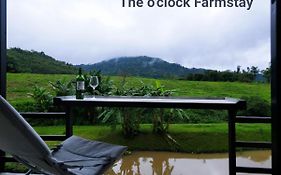 The O'Clock Farmstay Khaokor 考科 Exterior photo