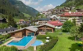 Family Hotel Posta Santa Cristina Val Gardena Exterior photo