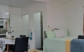 Mead Road Homestay Tours & Transfers Studio Flat 2 苏瓦 Exterior photo
