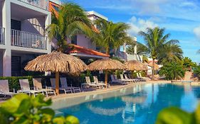 Resort Bonaire 克拉伦代克 Exterior photo
