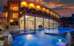 Nest Resort 帕古普 Exterior photo