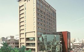 Yilan 宜泰大飯店酒店 Exterior photo