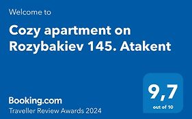 Cozy Apartment On Rozybakiev 145. Atakent 阿拉木图 Exterior photo