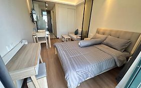 Brand New Modern Luxury Studio Apartment At The Heart Of 万象 Exterior photo