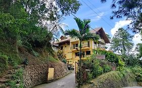 Trekkers Lodge And Cafe 巴纳韦 Exterior photo