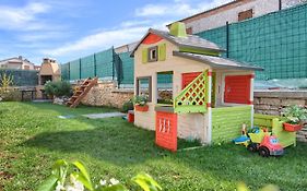 Villa San Andrea - Ideal For Families, 8 Adults, 2 Children Up To 5 Years, 1 Children Up To 1 Years Svetvinčenat Exterior photo