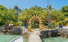 皮拉塔岛度假酒店 格兰德岛 Exterior photo