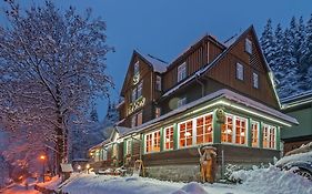 波德加萨尼酒店 Špindlerŭv Mlýn Exterior photo