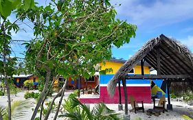 Rangiroa Cottage Avatoru Exterior photo