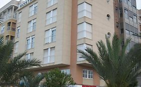 马德鲁加酒店 埃尔切 Exterior photo