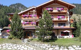 Hotel Dolomites Inn 卡纳泽伊 Exterior photo