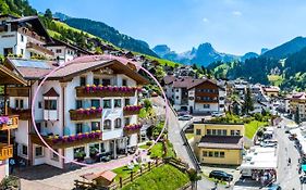 阿雷提亚住宿加早餐旅馆 Santa Cristina Val Gardena Exterior photo