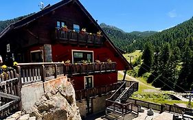 Hotel Piccolo Chalet 克拉维埃 Exterior photo