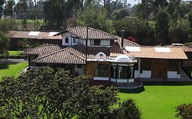 赞桑特山林小屋 Puembo Exterior photo