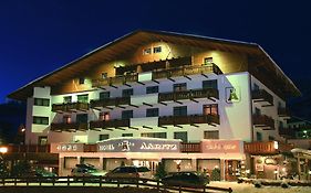 Hotel Aaritz 塞尔瓦迪加尔代纳山谷 Exterior photo