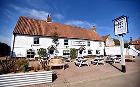 Thornham Rooms At The Chequers Exterior photo