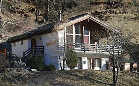 萨斯格伦德Chalet Christitia别墅 Exterior photo