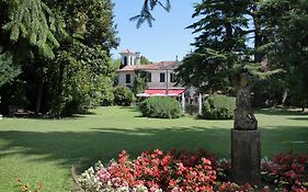 卢比斯别墅酒店 Pasiano Di Pordenone Exterior photo