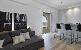 Luxury Suites Collection - Frontemare Viale Milano 33 里乔内 Exterior photo