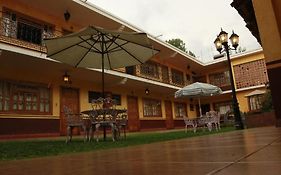 波萨达德拉萨鲁德酒店 Pátzcuaro Exterior photo