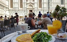 卢娜女士住宿加早餐旅馆 佛罗伦萨 Exterior photo
