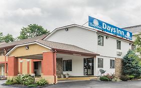 Days Inn By Wyndham 布卢明顿 Exterior photo