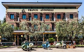 Hotel Franco Antonelli 阿西西 Exterior photo