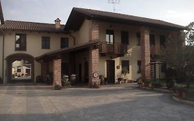 阿尔卡拉德拉塞拉酒店 Sommariva del Bosco Exterior photo