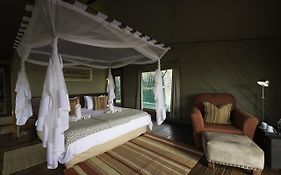 Ongava Tented Camp 奥考奎约 Exterior photo