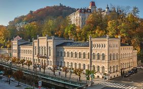 Windsor Spa Hotel 卡罗维发利 Exterior photo