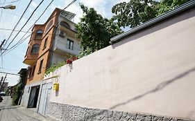 Nice House In The Heart Of The City 耶烈万 Exterior photo