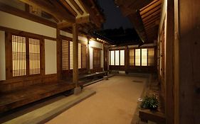 Doo Hanok Guesthouse 首爾 Exterior photo