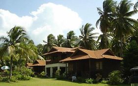 椰岛度假村 Besar Island  Exterior photo