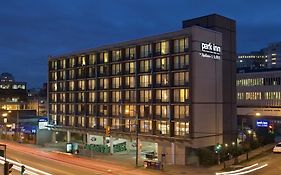 Park Inn & Suites By Radisson 溫哥華 Exterior photo