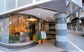 坝镇乐博提润酒店 大阪 Exterior photo