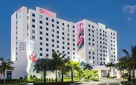 迈阿密海豚购物中心希尔顿花园酒店 Exterior photo