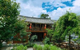 Lijiang Baisha Holiday Resort 白沙 Exterior photo