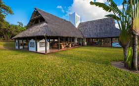 达累斯萨拉姆阿玛尼海滩万豪Protea度假酒店 Kutani Exterior photo