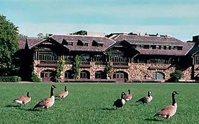 Overlook Lodge And Stone Cottages At Bear Mountain Highland Falls Exterior photo