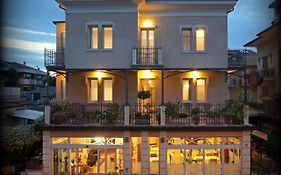 Hotel Villa Irma 里米尼 Exterior photo