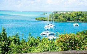 Boutique Villa On The Rocks With Sea, Jetty, Infinity Pool, Garden, Daily Housekeeping, Cook 托舵道斯 Exterior photo