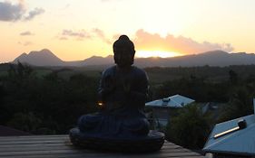 Buddha Bleu 圣吕斯 Exterior photo