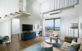 海洋高地套房公寓式酒店 Herzelia Exterior photo