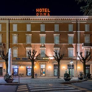 罗马酒店 波雷塔泰尔梅 Exterior photo