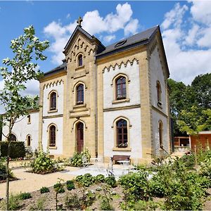 Beautiful Villa With Sauna In 吉尼 Exterior photo