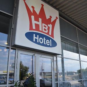 Hb1 Budget Hotel - Contactless Check In 维也纳新村 Exterior photo